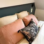 Апартаменты L'adresse - Rempart Sud - Avec Garage Prive *