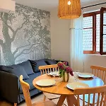 Апартаменты L'adresse - Rempart Sud - Avec Garage Prive Эгишем