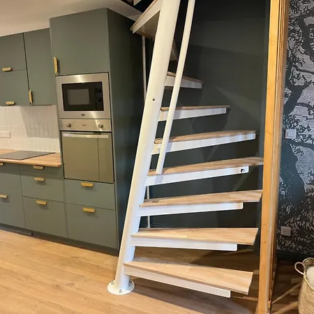 L'adresse - Rempart Sud - Avec Garage Prive Lägenhet