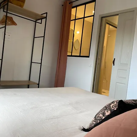 L'adresse - Rempart Sud - Avec Garage Prive